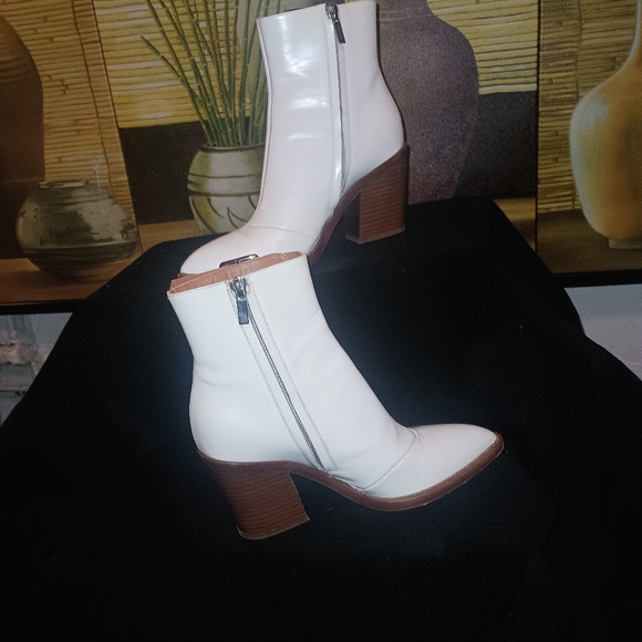 Ladies high heel ankle boots - Picture 7 of 12